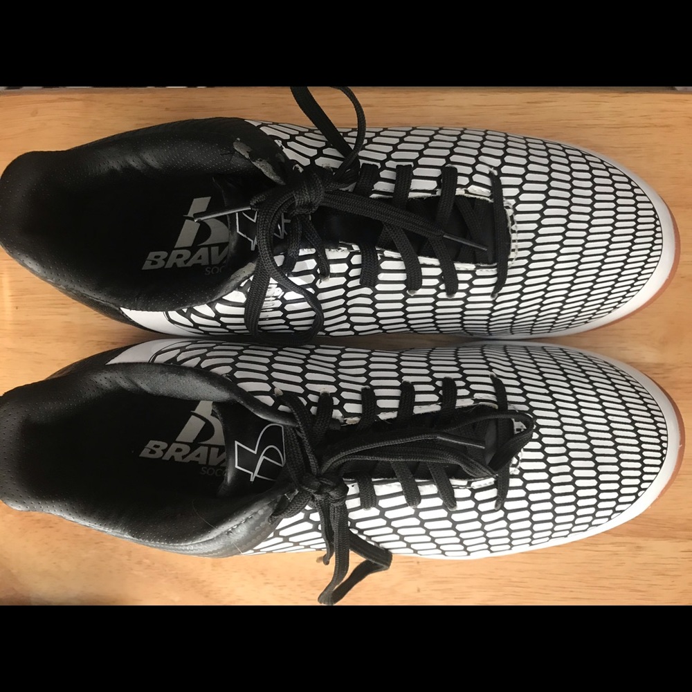 Men’s indoor soccer shoes